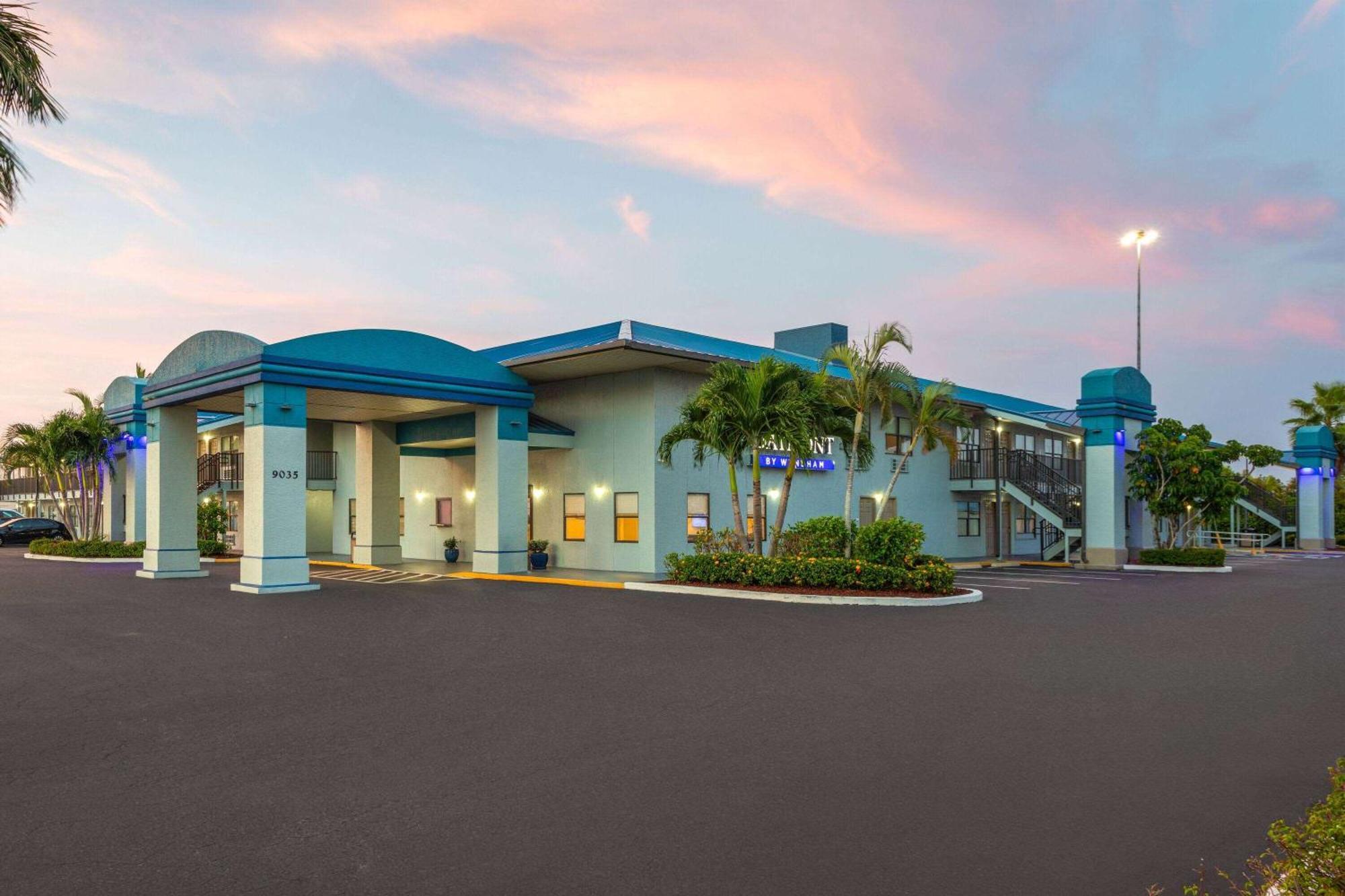 Hotel Baymont By Wyndham Punta Gorda/Port Charlotte Exteriér fotografie