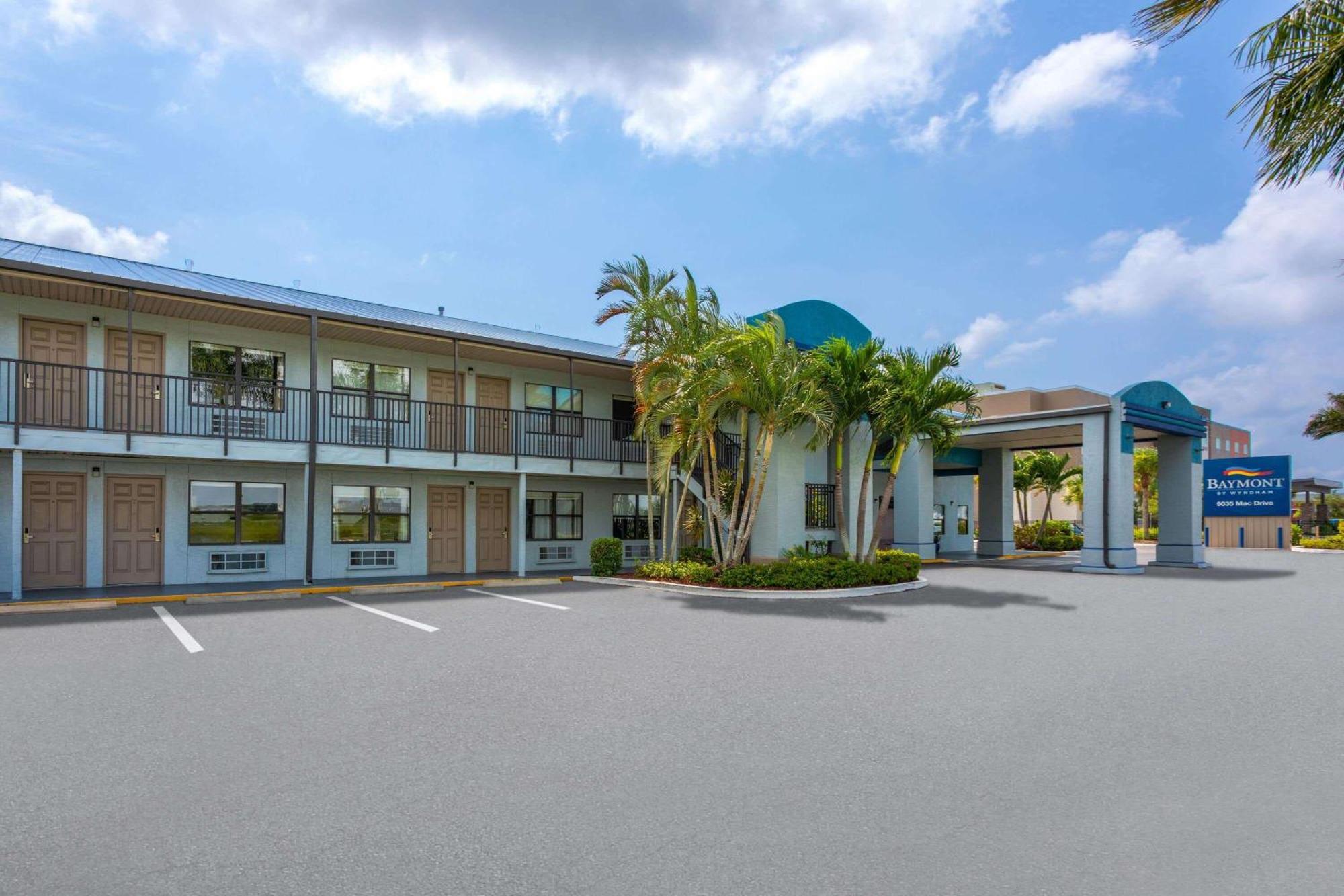Hotel Baymont By Wyndham Punta Gorda/Port Charlotte Exteriér fotografie